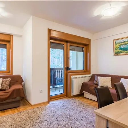 Kiki Apartment *